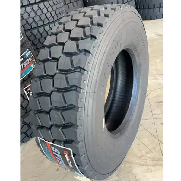 Nissan Pickup 4x4 Tires - Image 4